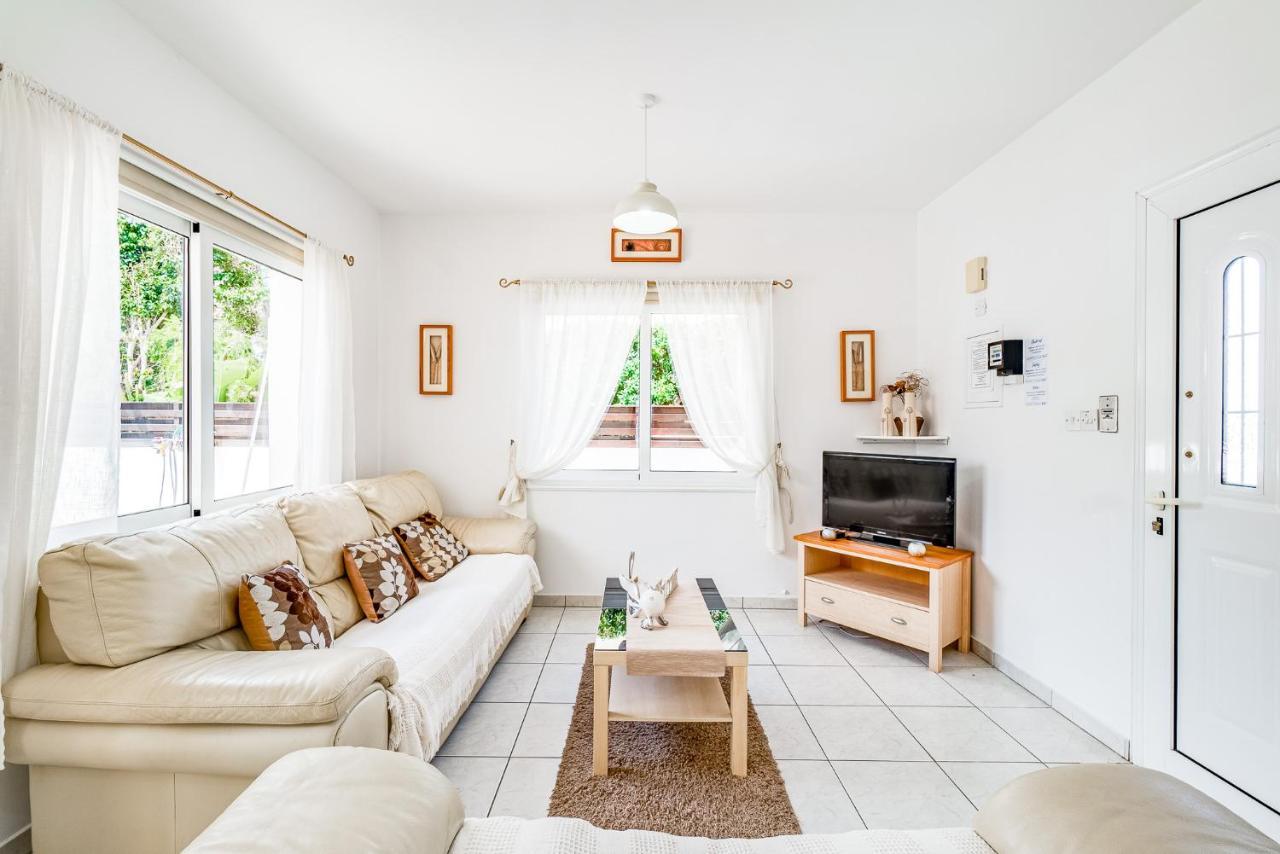 Villa Sunnyside Mandali By Ezoria Villas Protaras Extérieur photo