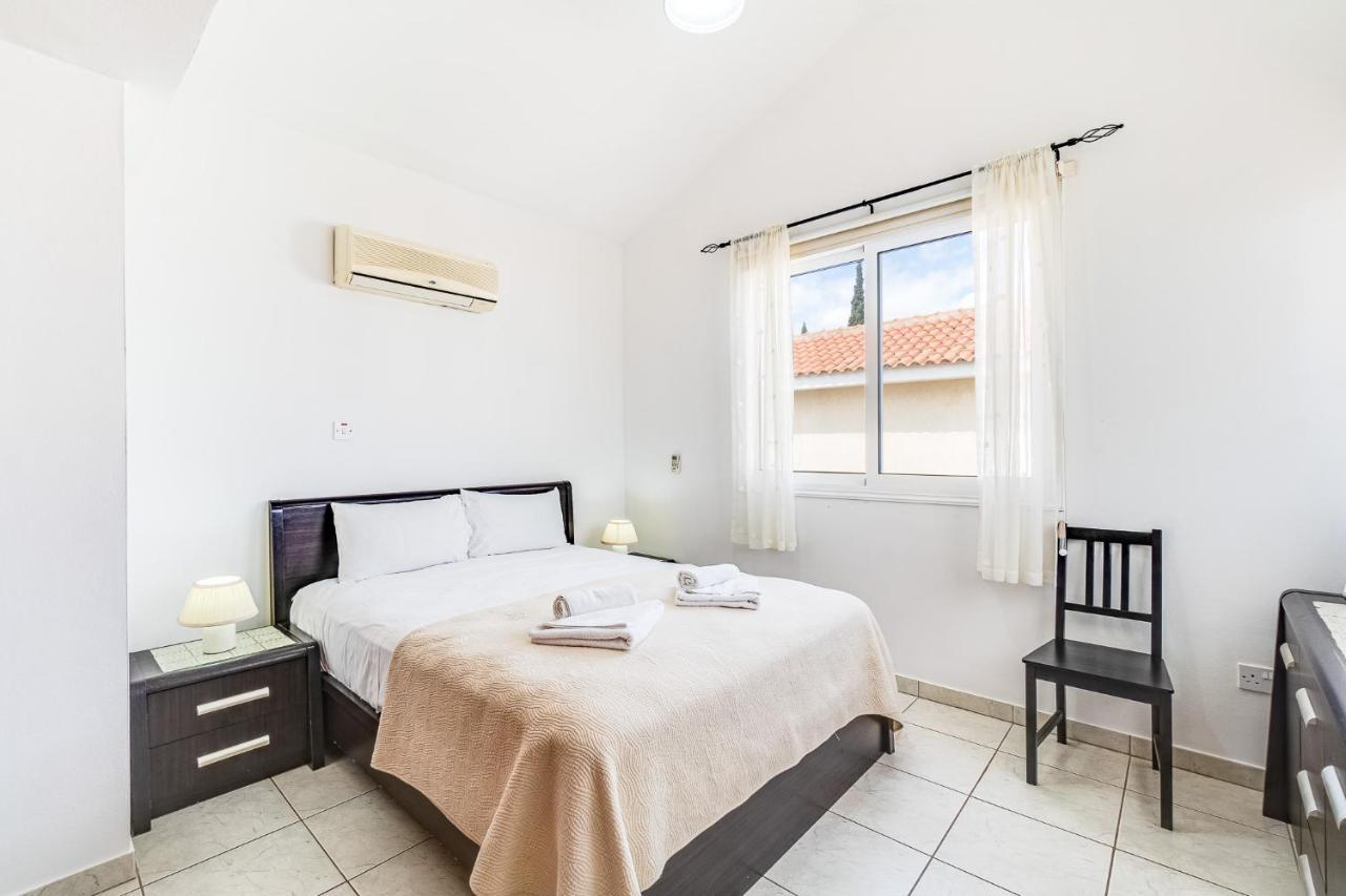 Villa Sunnyside Mandali By Ezoria Villas Protaras Extérieur photo