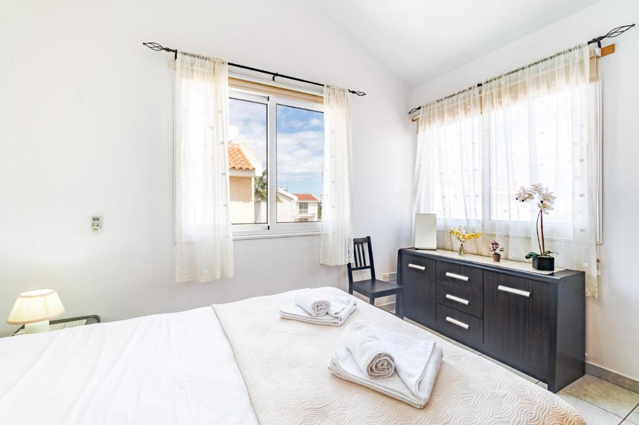 Villa Sunnyside Mandali By Ezoria Villas Protaras Extérieur photo